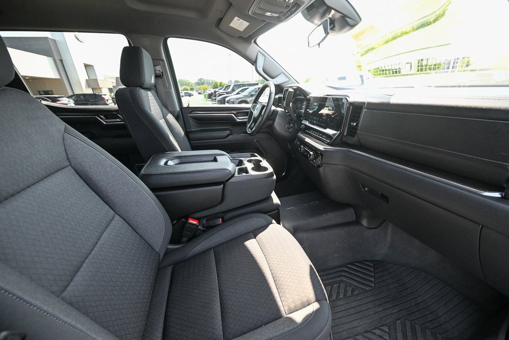 Used 2024 Chevrolet Silverado 1500 LT Trail Boss w/ Protection Package image 24