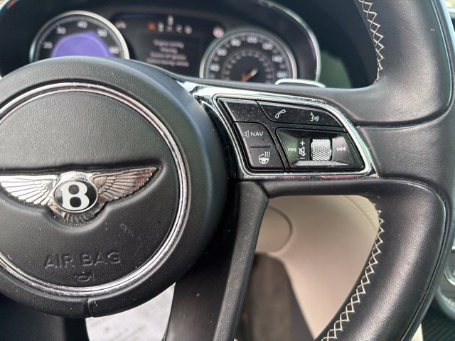 Used 2019 Bentley Bentayga AWD/4WD image 21