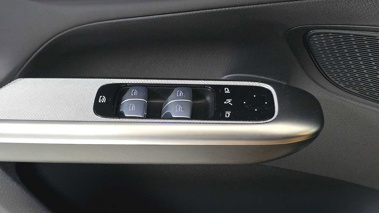 Certified 2024 Mercedes-Benz GLC 43 AMG AMG GLC 43 image 24