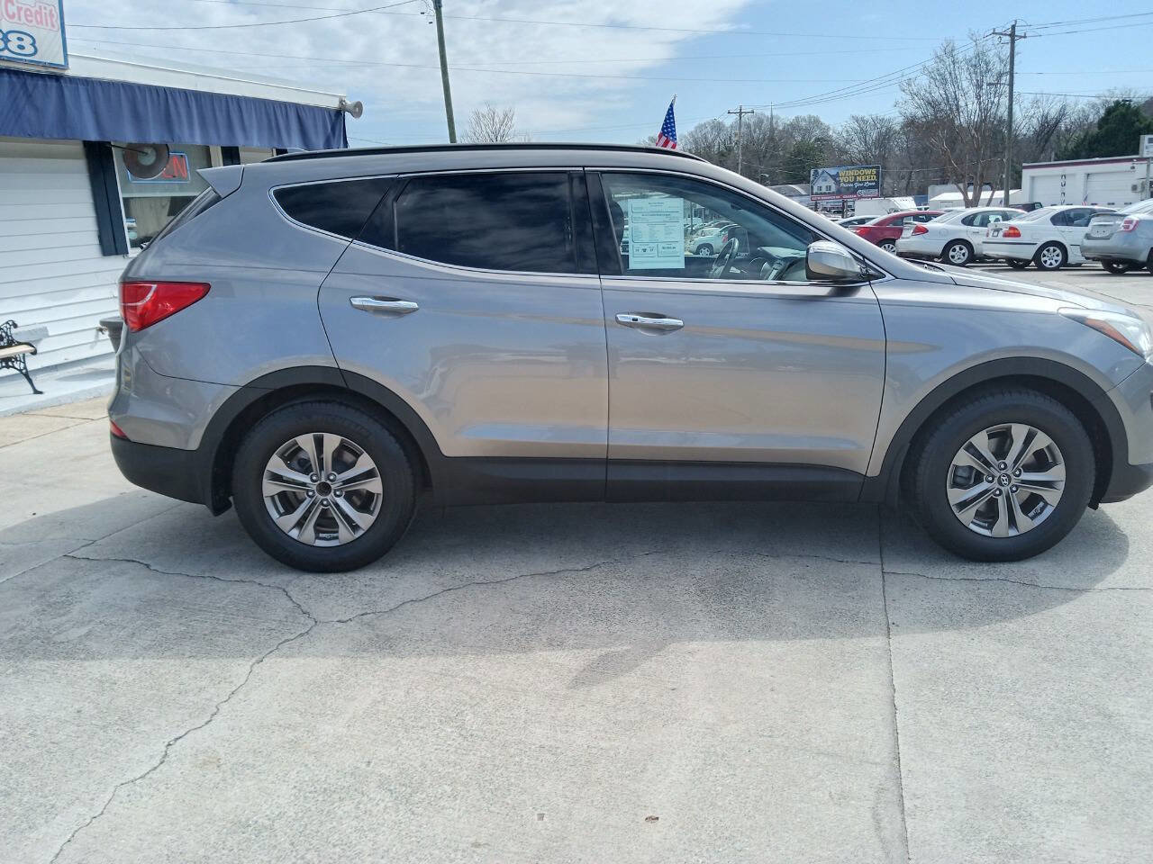 Used 2014 Hyundai Santa Fe Sport w/ Premium Equipment Package 03 FWD image 4