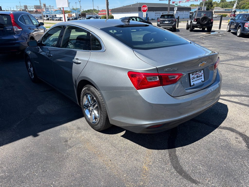 Used 2023 Chevrolet Malibu LS w/ Driver Confidence Package FWD image 5