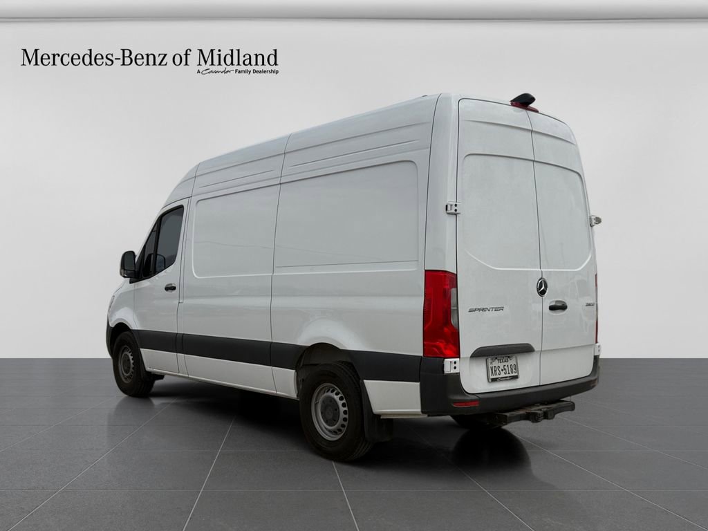 Used 2025 Mercedes-Benz Sprinter 2500 image 5