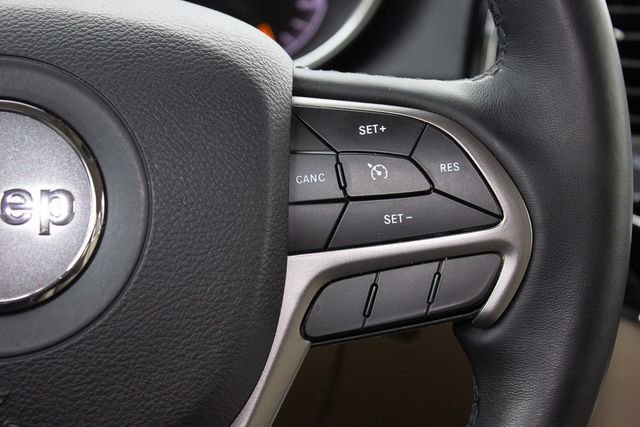 Used 2019 Jeep Grand Cherokee Limited image 24