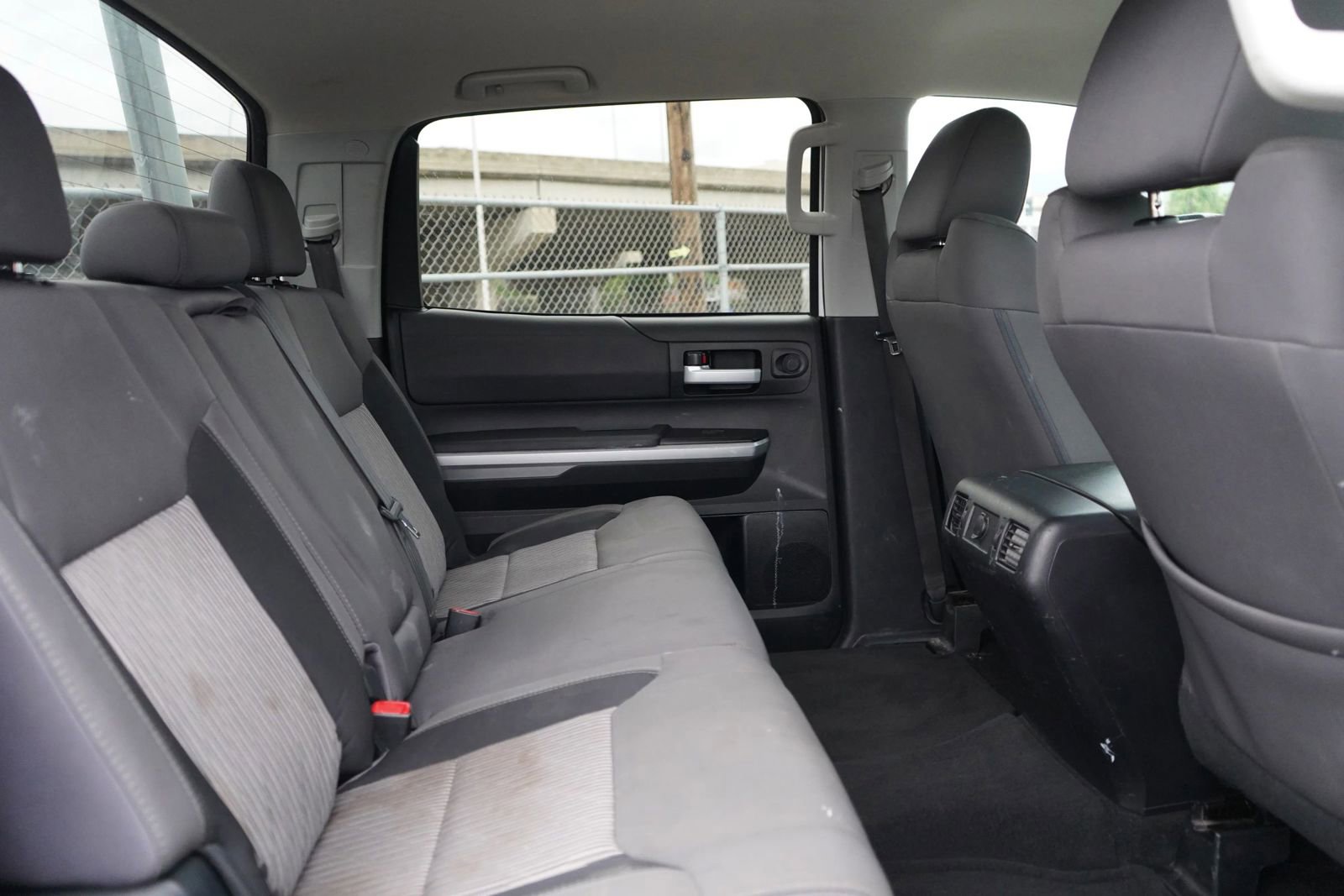 Used 2017 Toyota Tundra SR5 image 19