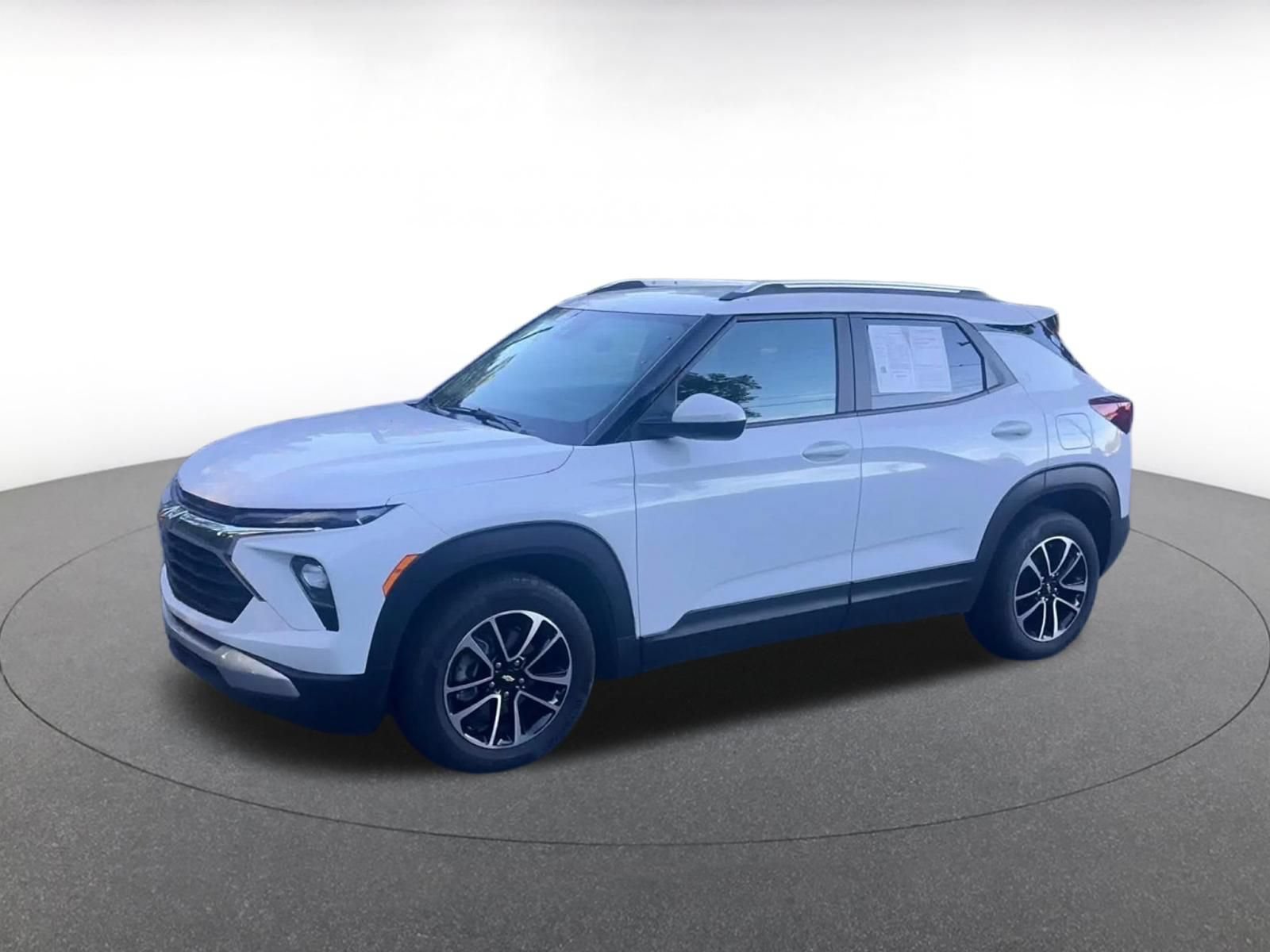 Used 2025 Chevrolet TrailBlazer LT FWD image 7