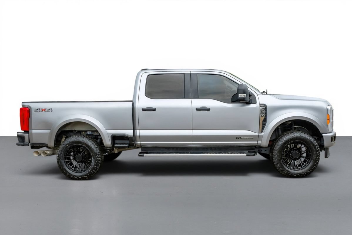 Used 2023 Ford F250 XLT AWD/4WD image 6