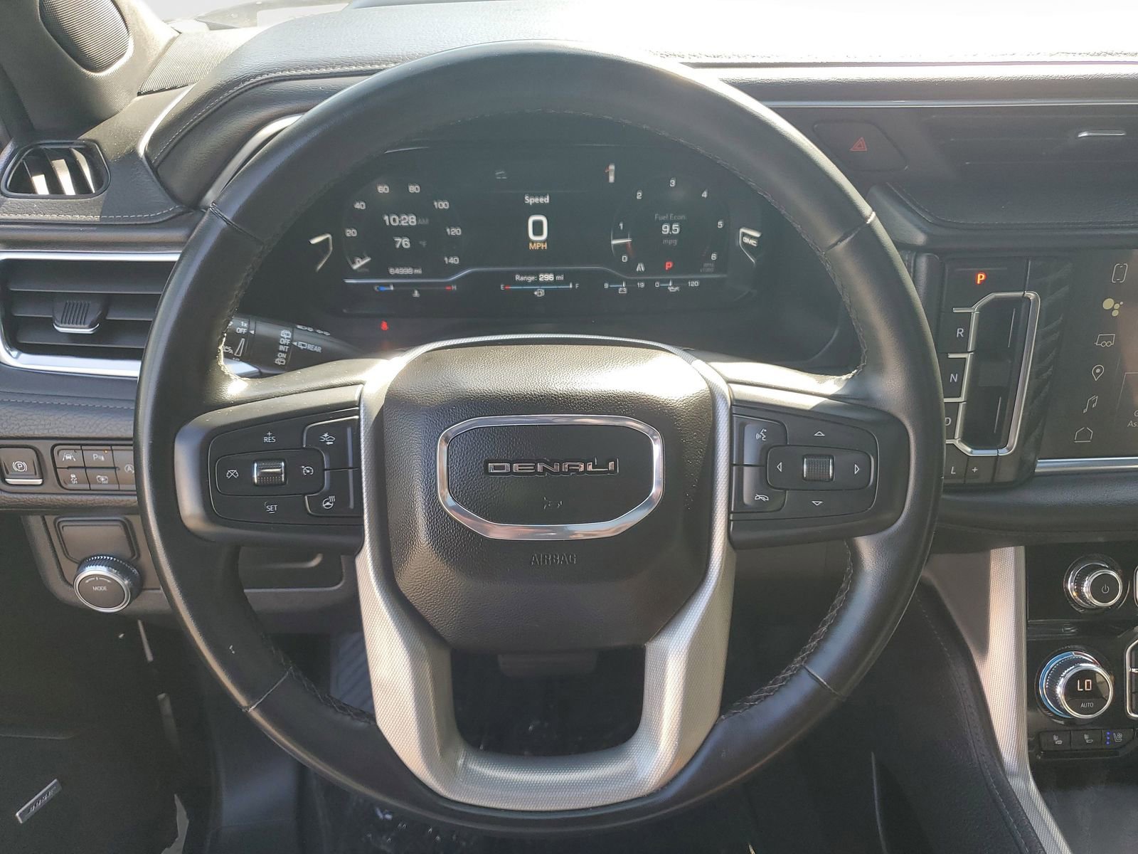 Used 2023 GMC Yukon Denali image 32