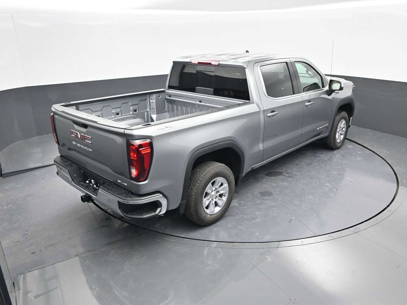 New 2026 GMC Sierra 1500 SLE w/ Preferred Package image 30