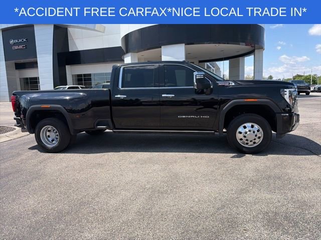 Used 2024 GMC Sierra 3500 Denali w/ Denali Reserve Package AWD/4WD image 16