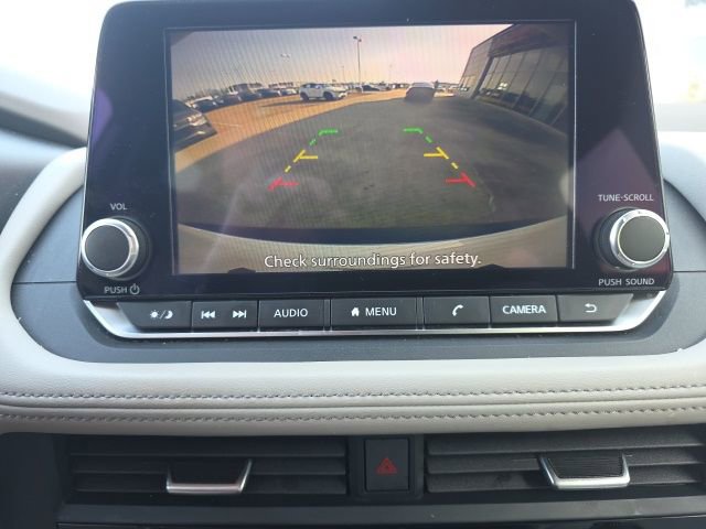 Certified 2023 Nissan Rogue SV image 13