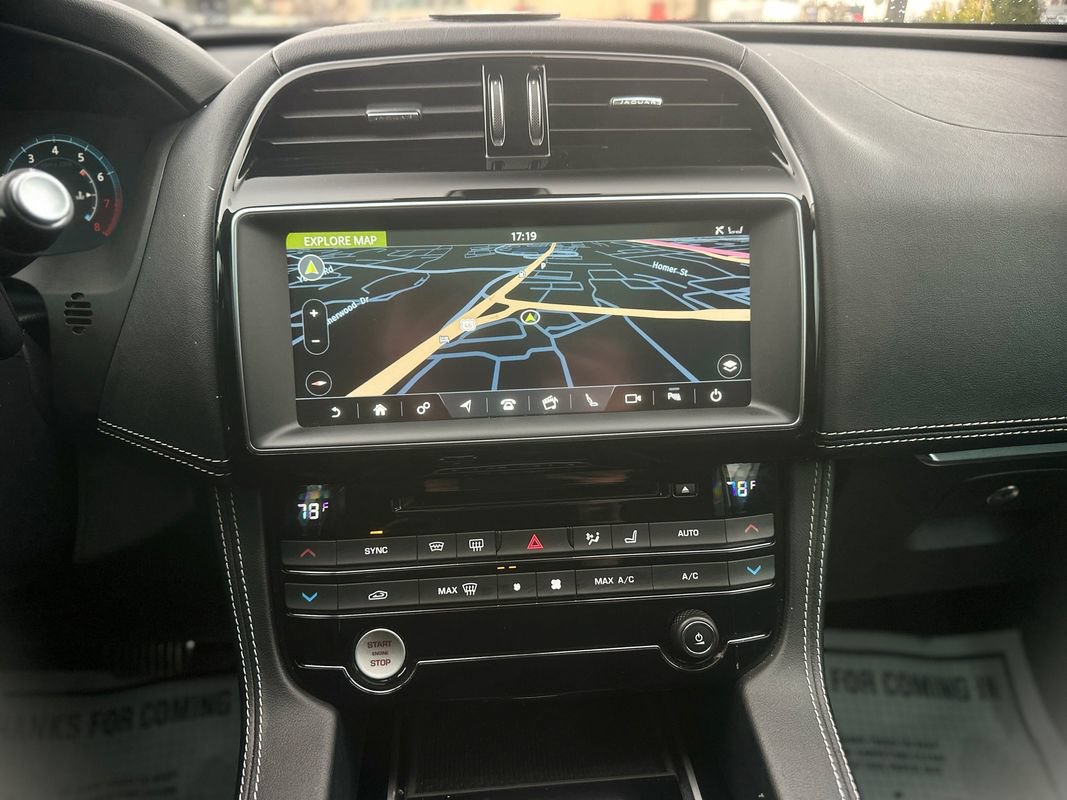 Used 2017 Jaguar F-PACE R-Sport AWD/4WD image 22