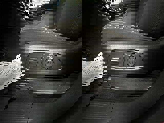 Used 2023 GMC Acadia SLE w/ Driver Convenience Package image 49