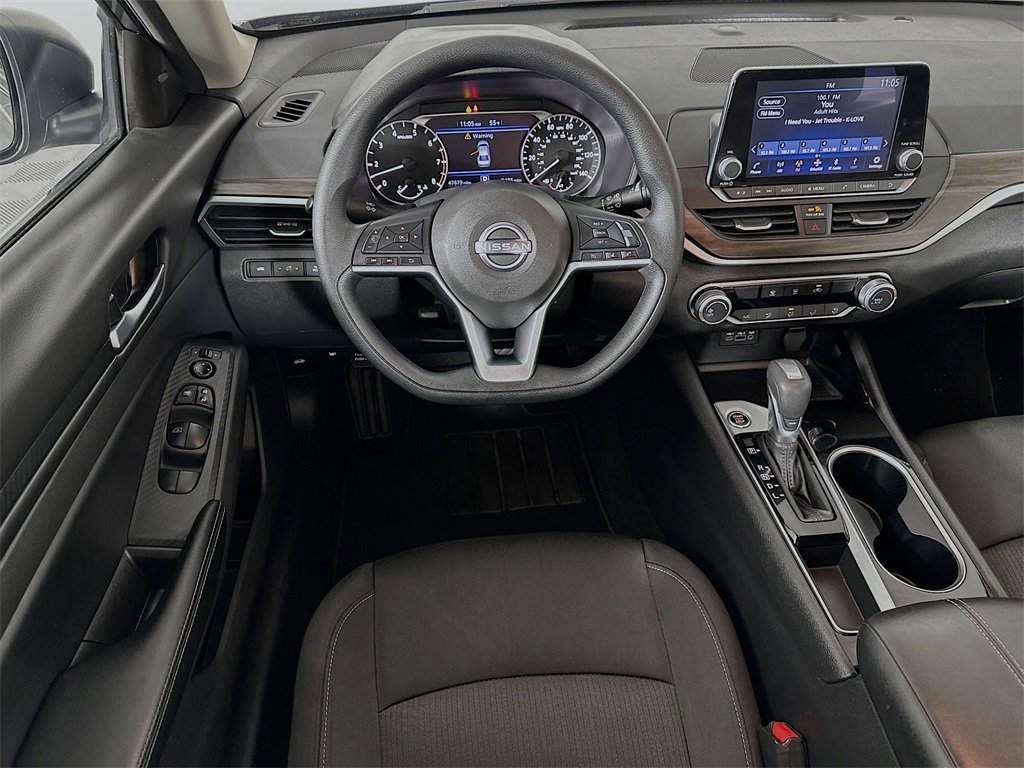 Used 2024 Nissan Altima 2.5 SV image 22