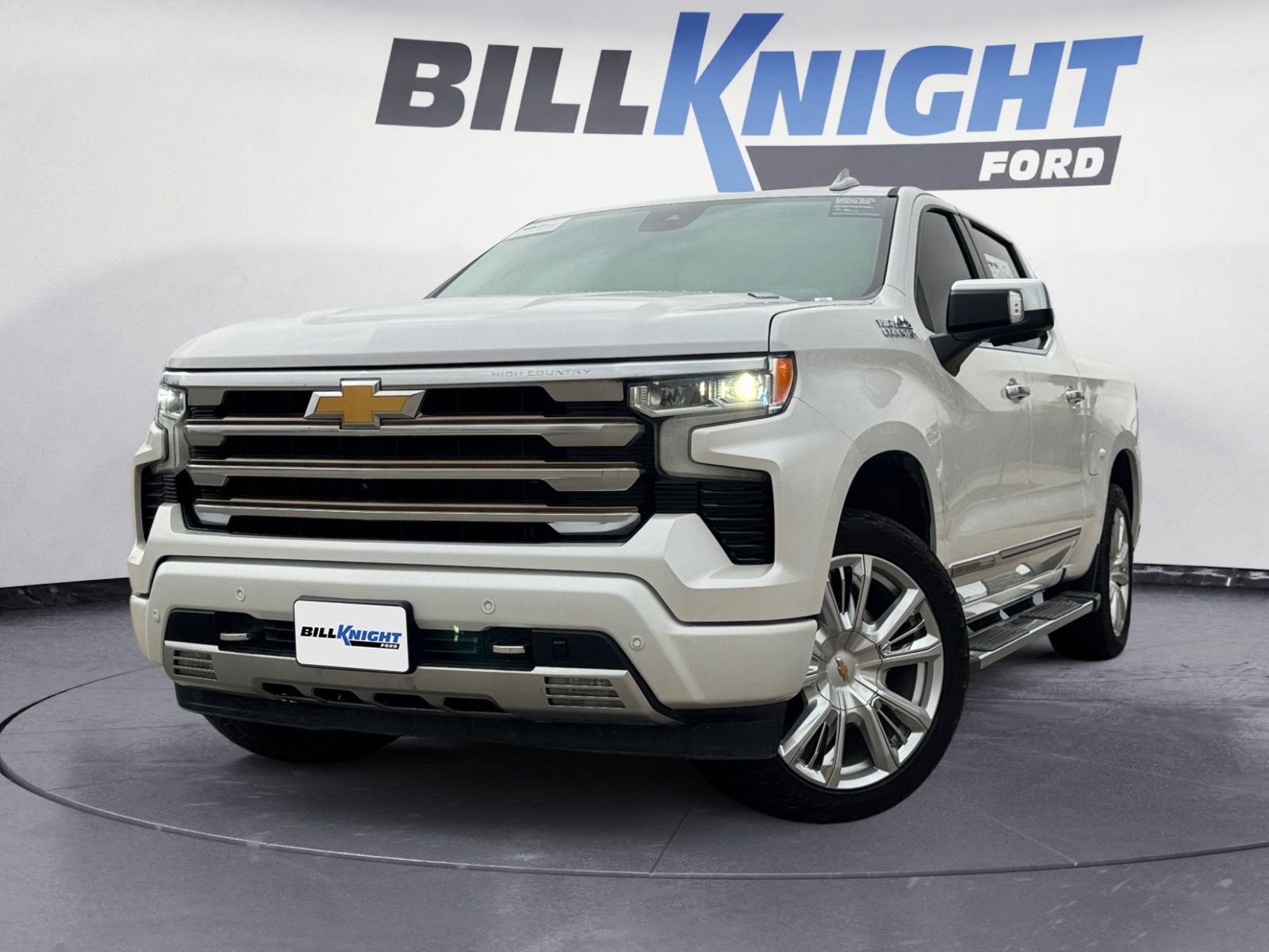 Used 2022 Chevrolet Silverado 1500 High Country w/ High Country Premium Package image 1