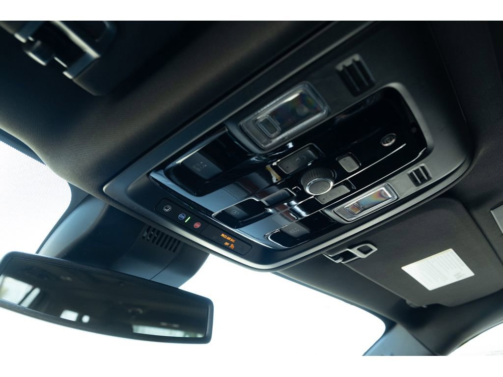 New 2026 GMC Yukon XL Denali image 31