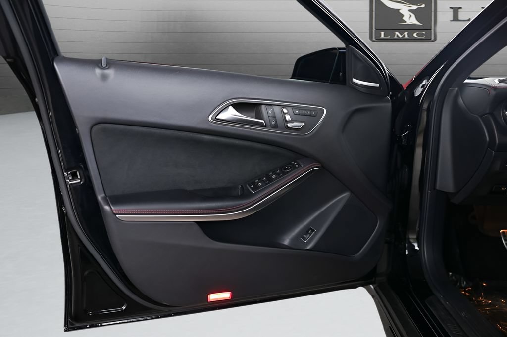 Used 2018 Mercedes-Benz GLA 45 AMG 4MATIC image 27