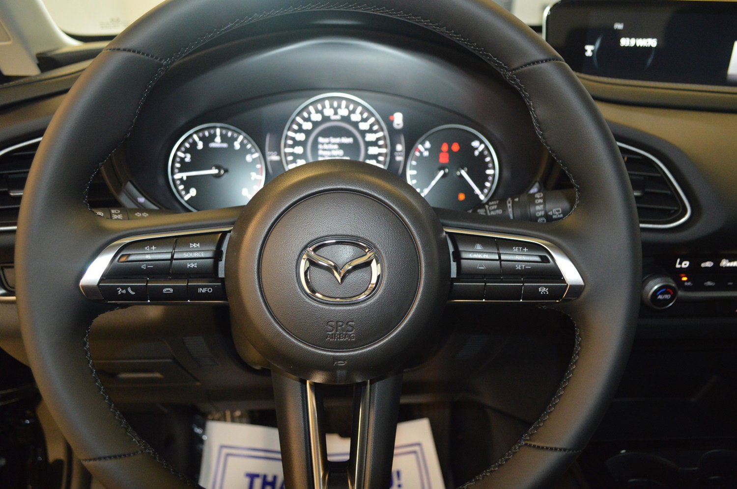 New 2025 MAZDA CX-30 AWD 2.5 S w/ Select Sport Pkg image 18