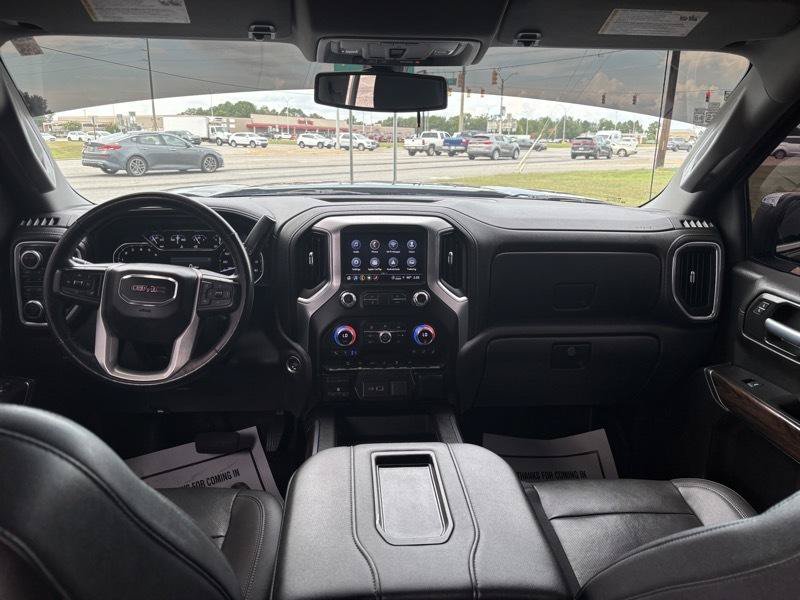 Used 2021 GMC Sierra 1500 SLT w/ SLT Premium Package AWD/4WD image 9