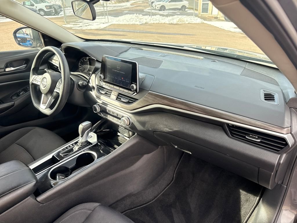 Used 2024 Nissan Altima 2.5 SV image 27