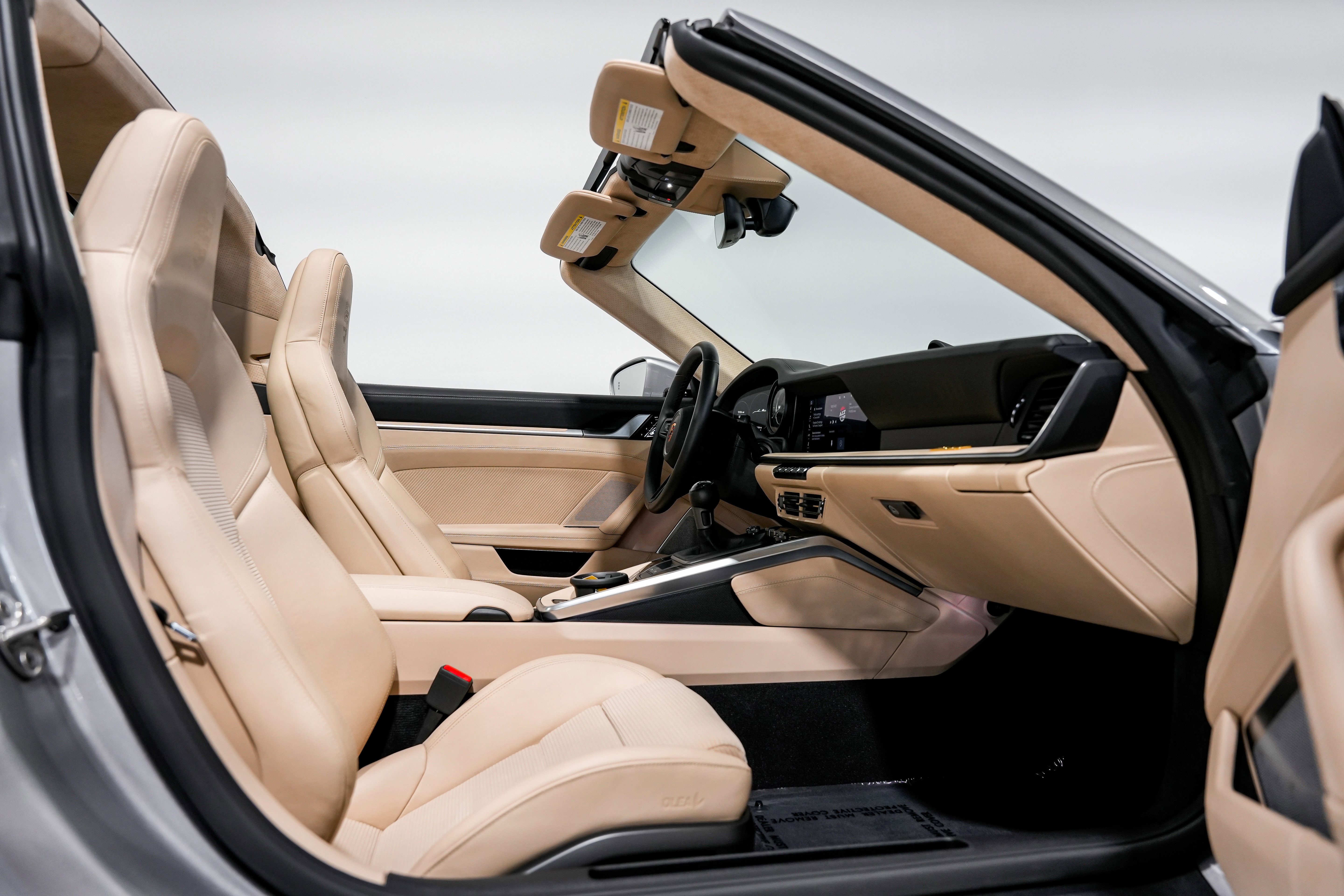 Used 2021 Porsche 911 Targa 4S Heritage Design image 37