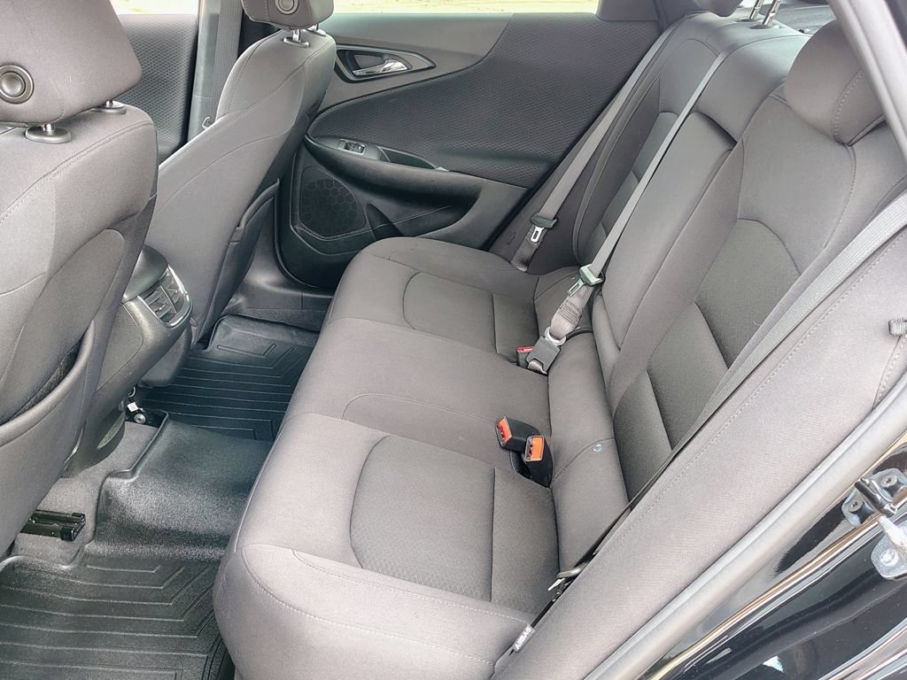 Used 2022 Chevrolet Malibu LT FWD image 26