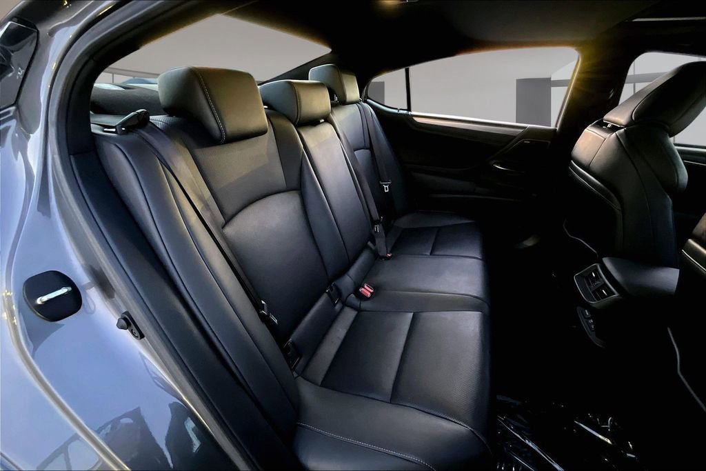 Used 2020 Lexus ES 350 F Sport w/ Accessory Package FWD image 23