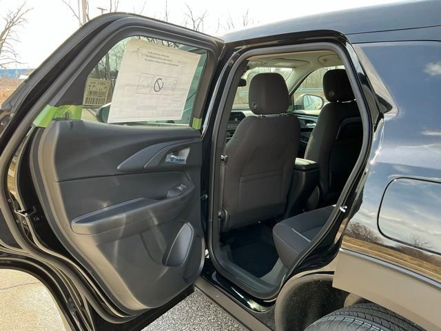 New 2026 Chevrolet TrailBlazer LS image 15