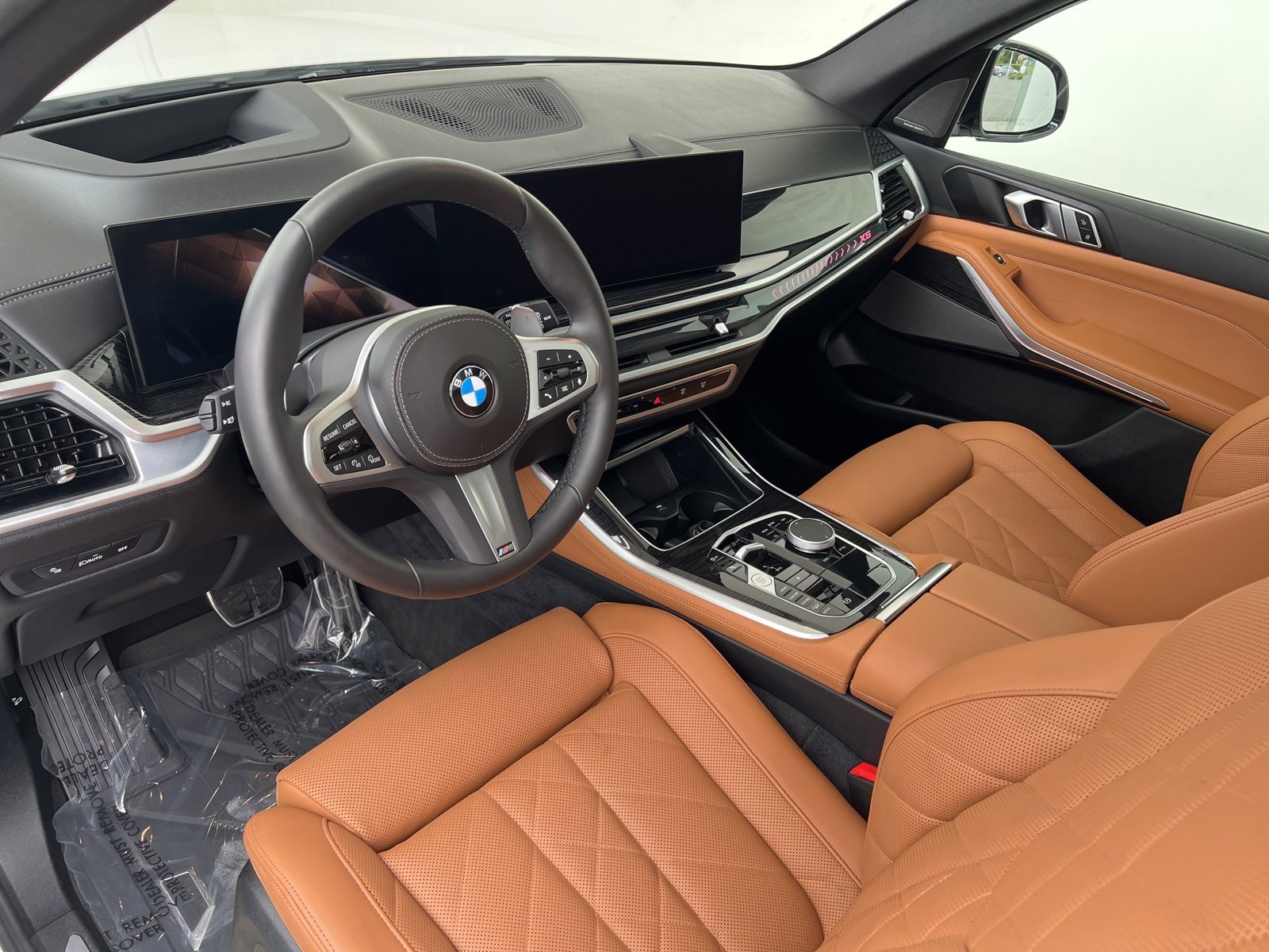 Used 2026 BMW X5 xDrive40i w/ M Sport Package image 11