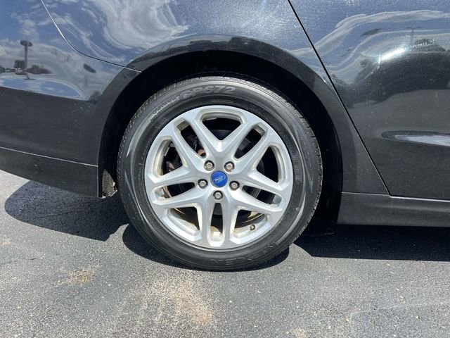 Used 2013 Ford Fusion SE FWD image 11
