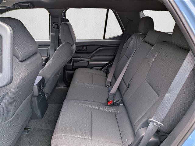 Used 2026 Toyota 4Runner SR5 AWD/4WD image 17