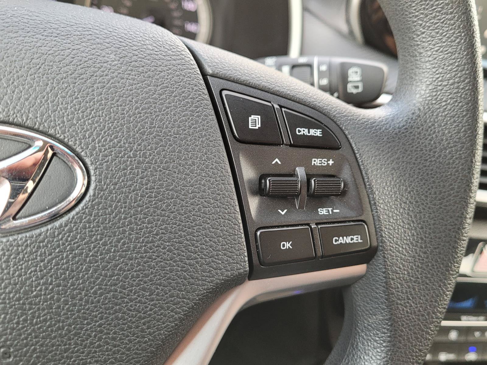 Used 2019 Hyundai Tucson Sport w/ Cargo Package FWD image 8