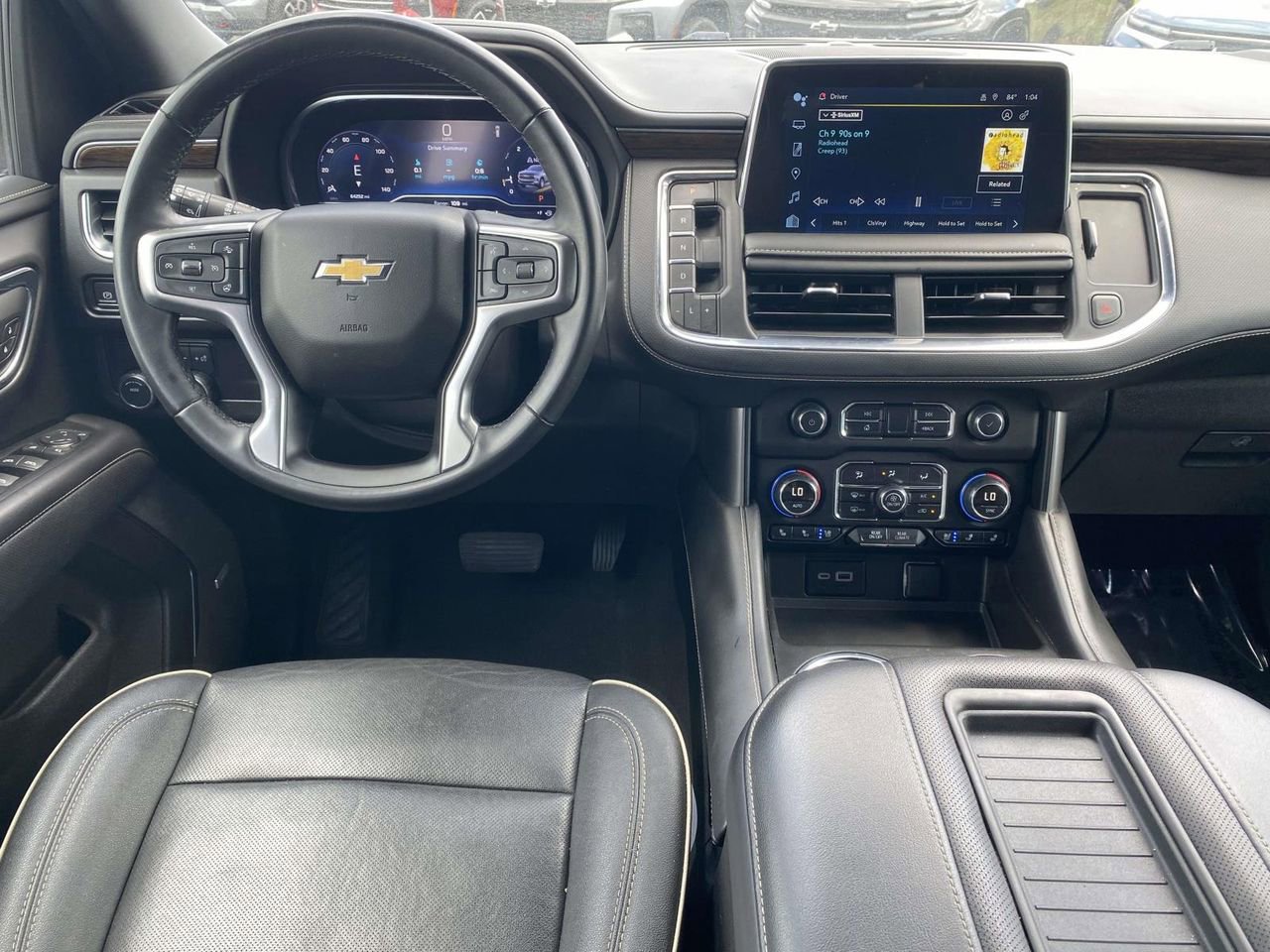 Used 2024 Chevrolet Suburban Premier RWD image 11