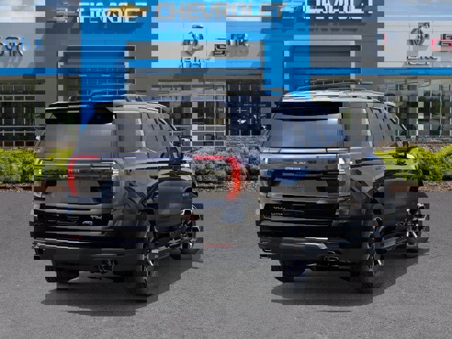New 2026 GMC Yukon AT4 Ultimate w/ LPO, Floor Liner Package image 4