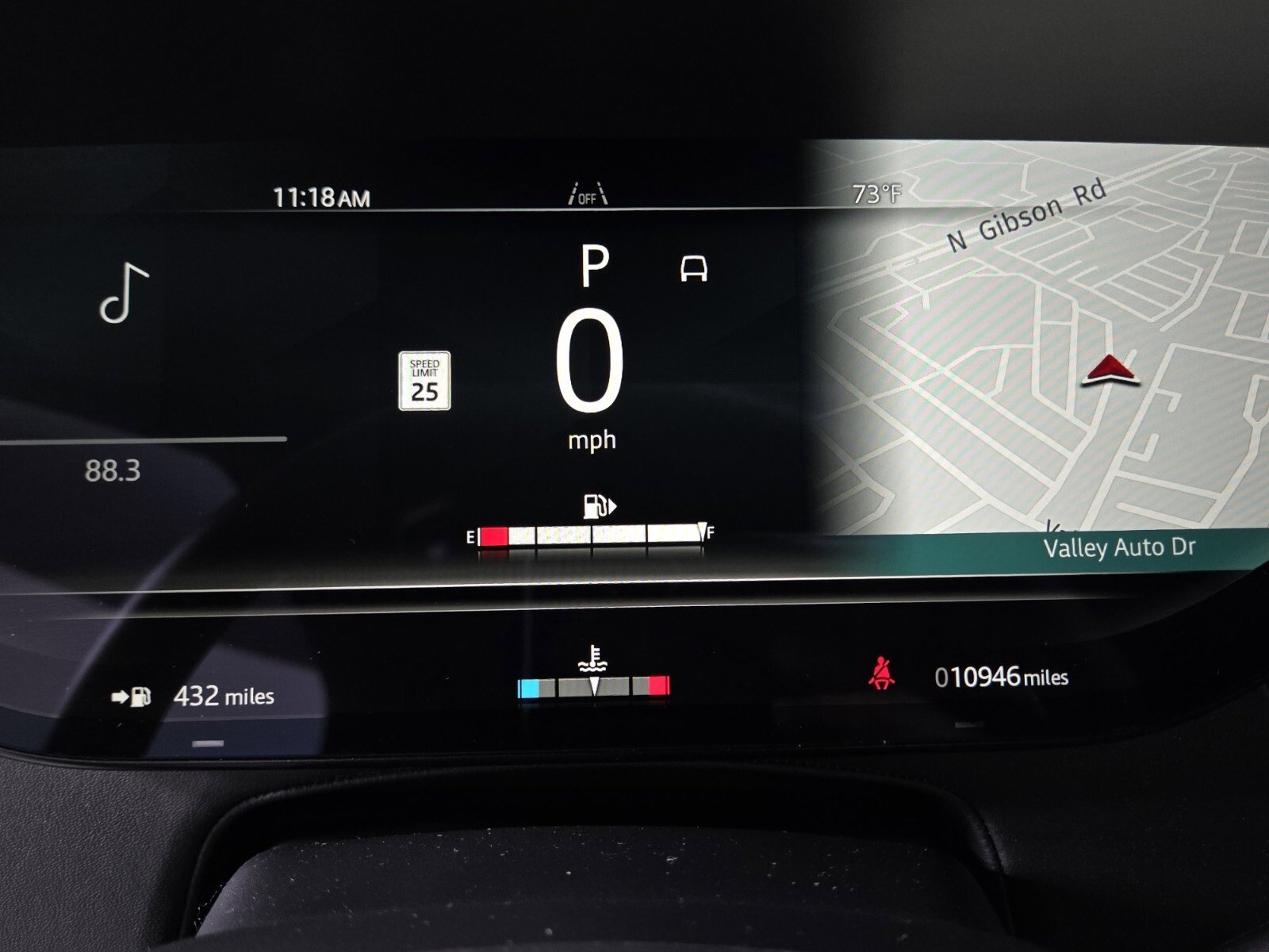 Used 2024 Land Rover Range Rover Sport SE image 32