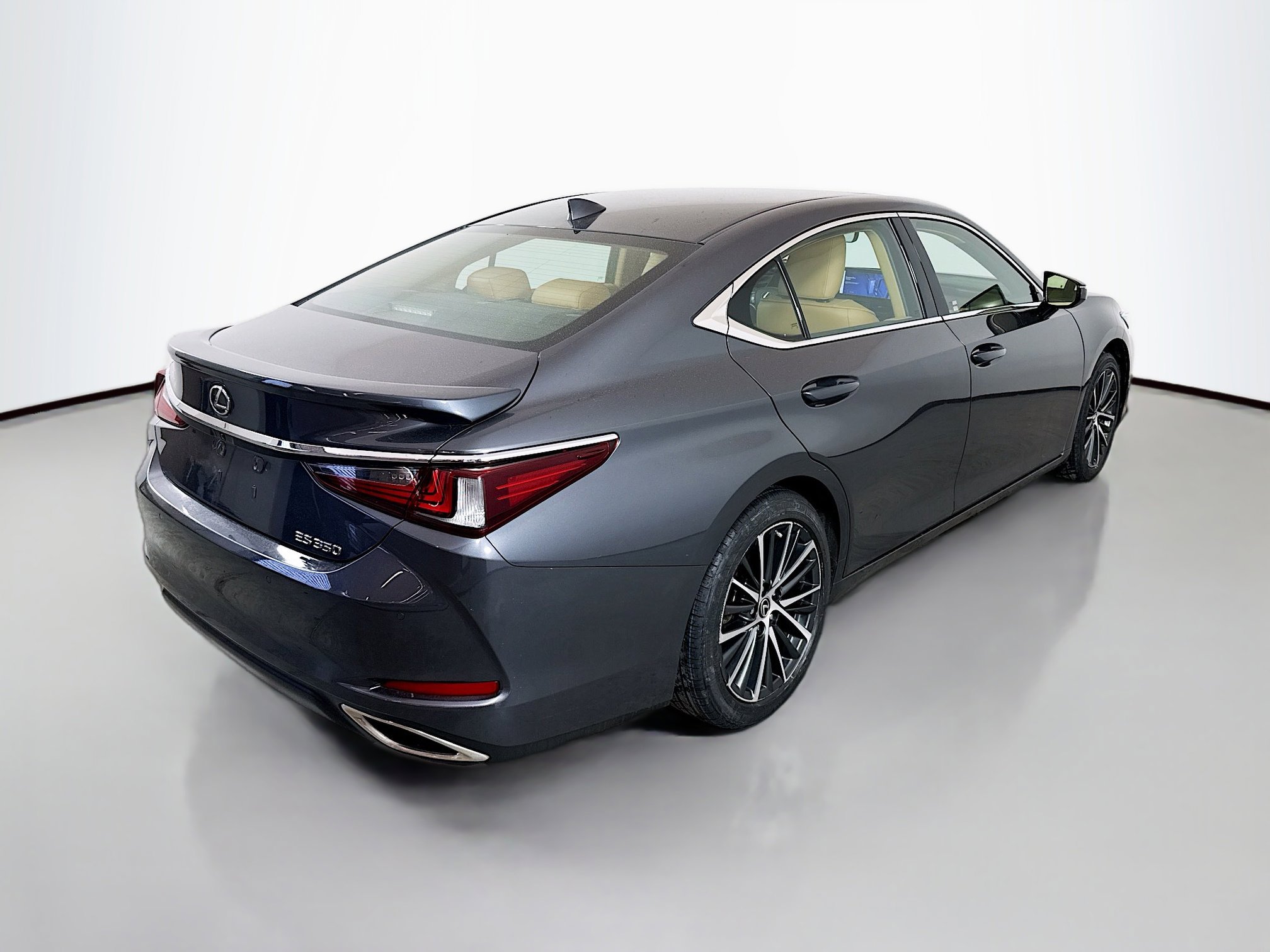 Certified 2023 Lexus ES 350 Luxury w/ Accessory Package (Z2) image 7