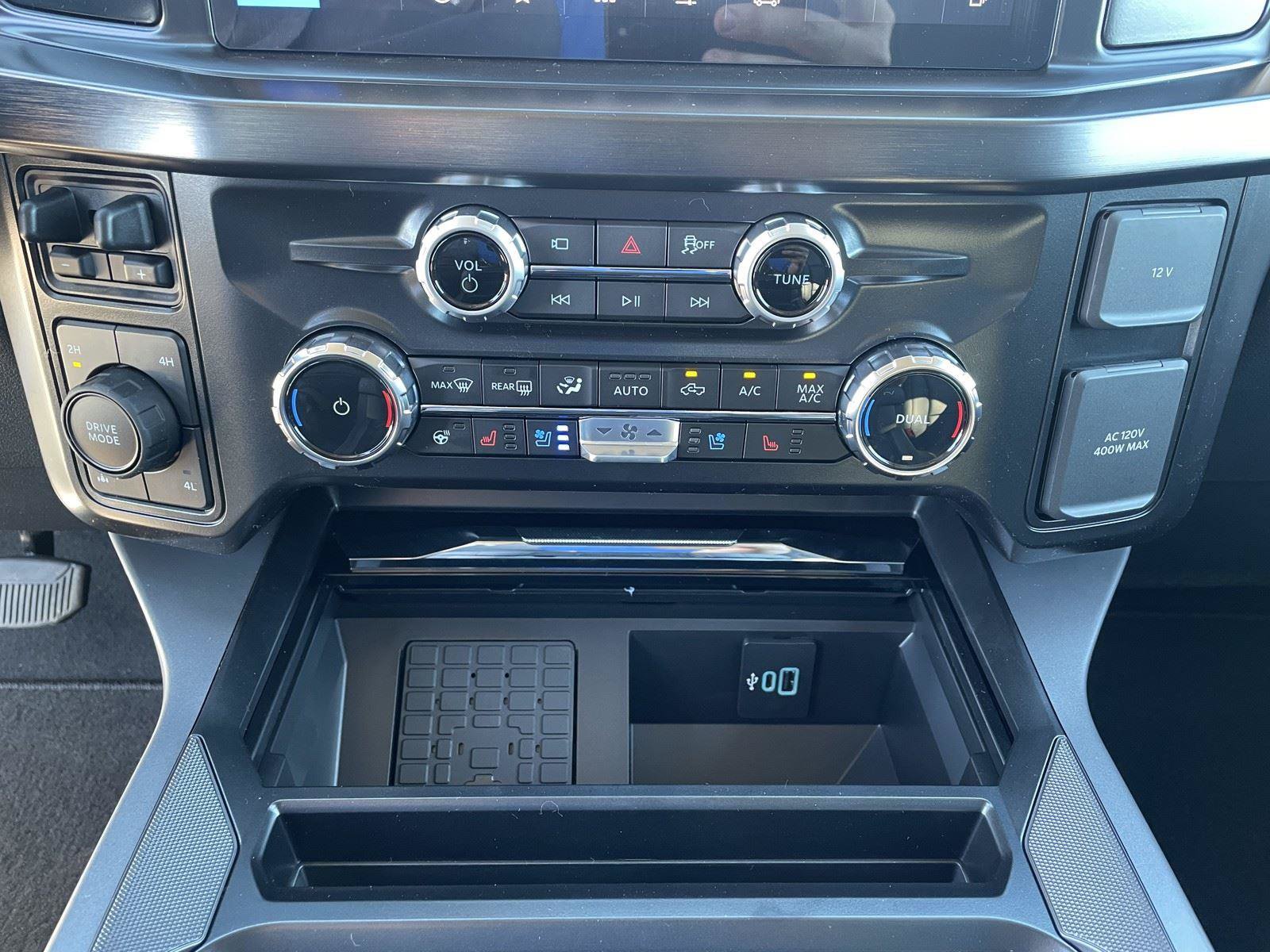 New 2026 Ford F250 Lariat w/ Chrome Package AWD/4WD image 22