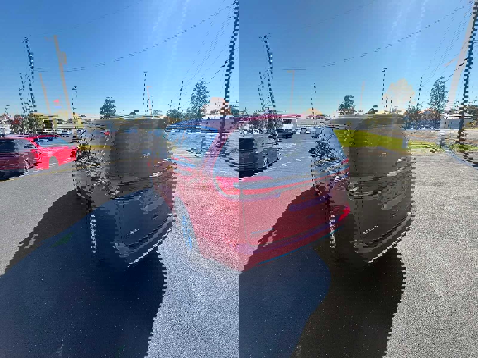 New 2026 Chrysler Pacifica Select image 7