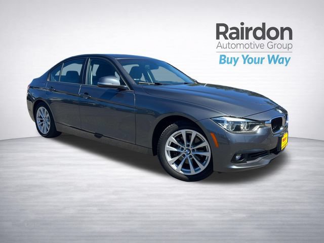Used 2018 BMW 320i xDrive Sedan