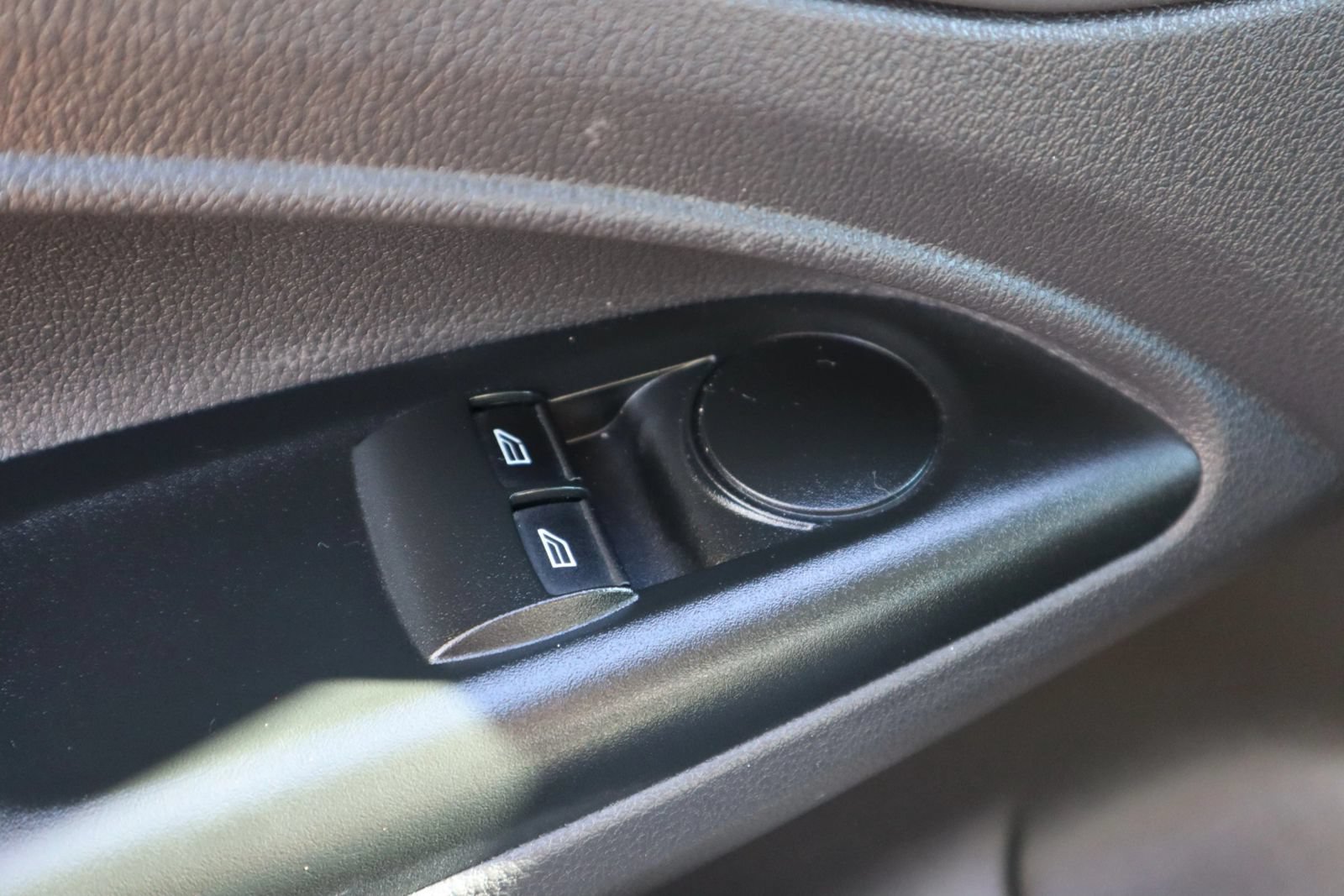 Used 2018 Ford Transit Connect XL FWD image 19