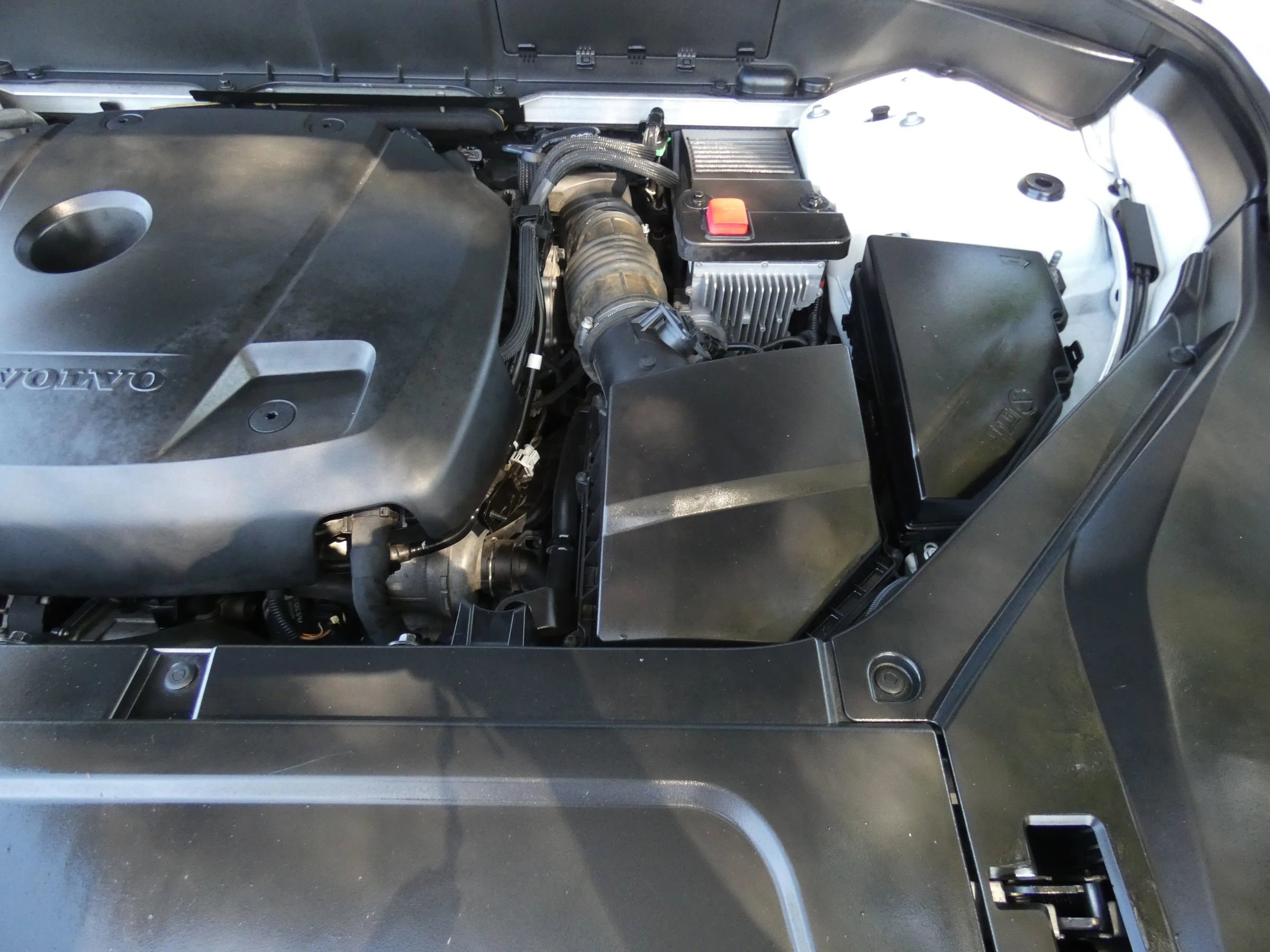 Used 2020 Volvo XC90 T6 Momentum image 82