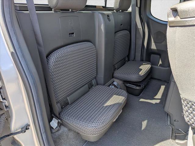 Used 2011 Nissan Frontier SV w/ SV Premium Utility Pkg image 16