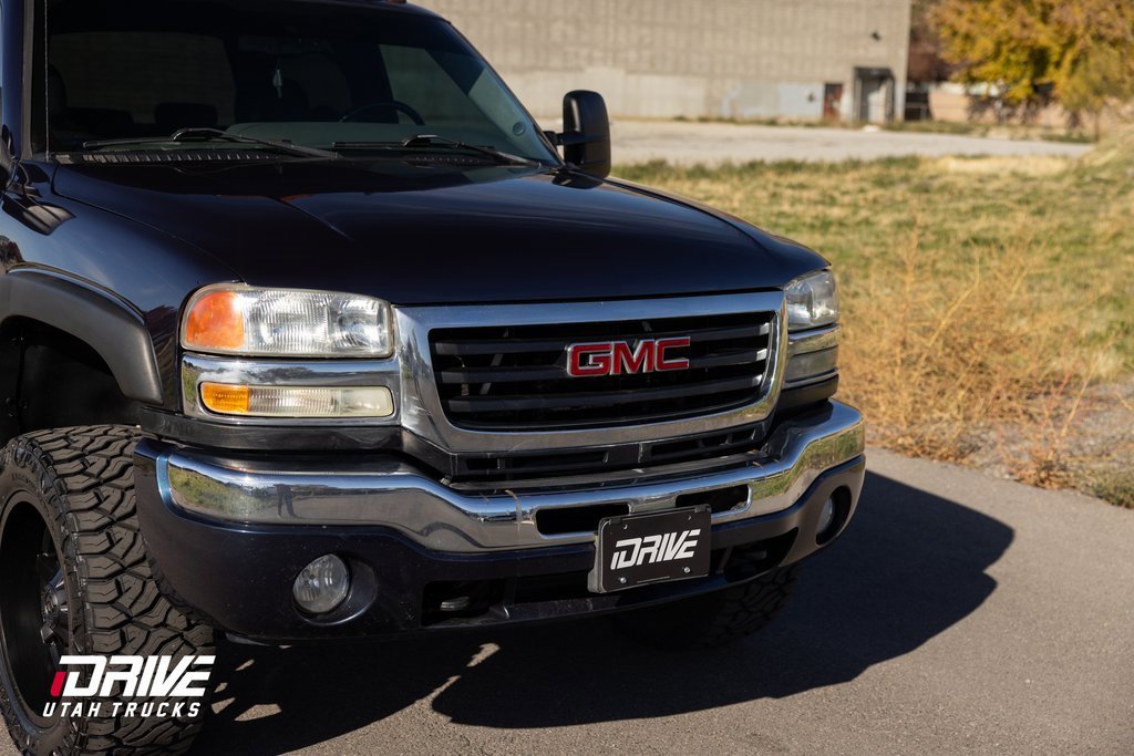Used 2007 GMC Sierra 3500 SLT w/ Skid Plate Package image 3