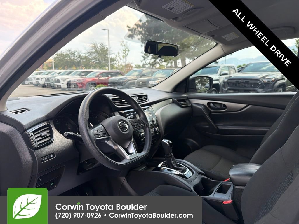 Used 2018 Nissan Rogue Sport S w/ S Appearance Package AWD/4WD image 25