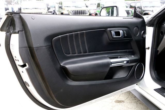 Used 2021 Ford Mustang Premium RWD image 20