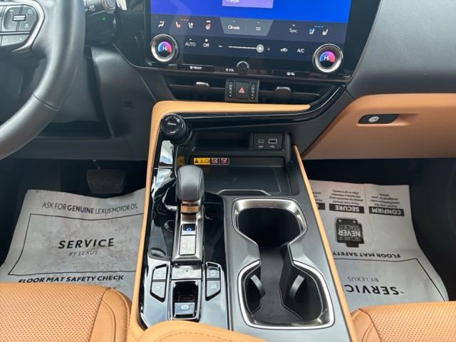 Used 2025 Lexus NX 350 AWD w/ Accessory Package (2T) image 12