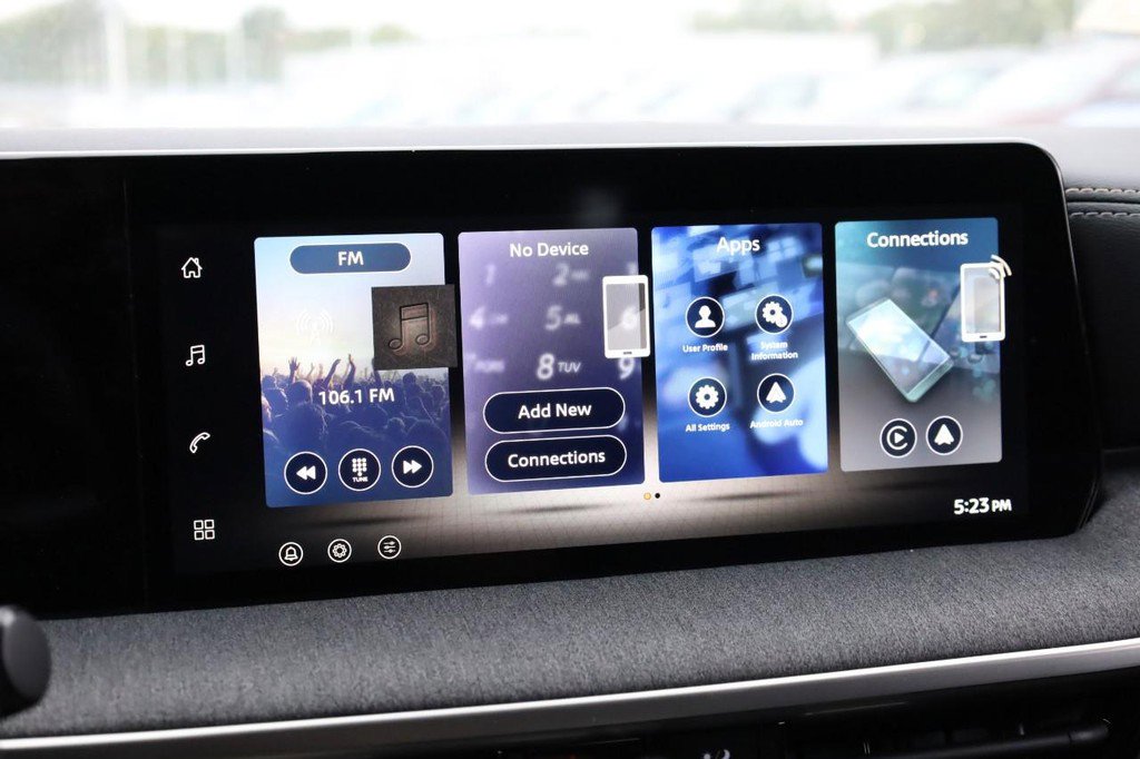 New 2026 Nissan Kicks SV image 11