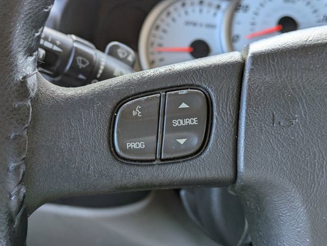 Used 2004 HUMMER H2 w/ Preferred Equipment Group image 21