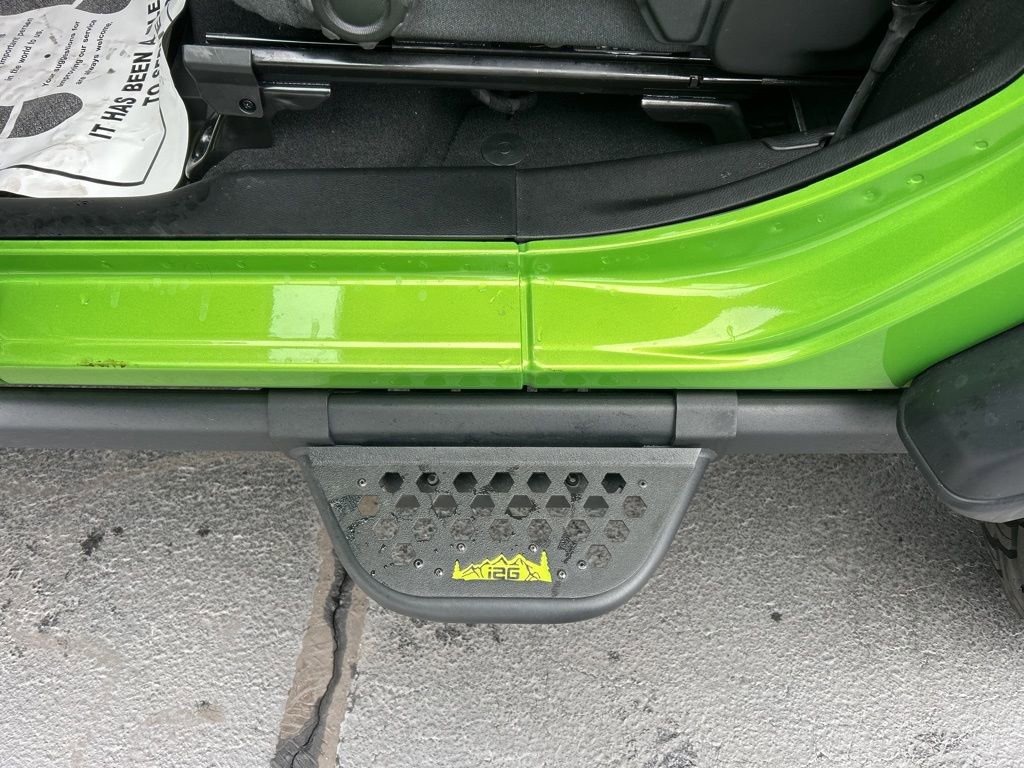 Used 2025 Jeep Wrangler Sport image 6