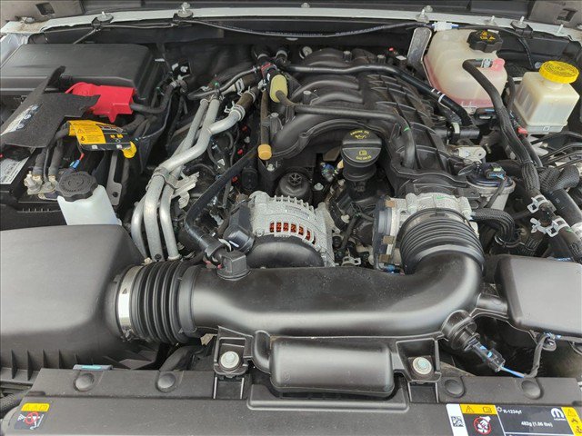 Used 2022 Jeep Gladiator Overland w/ LED Lighting Group AWD/4WD image 22
