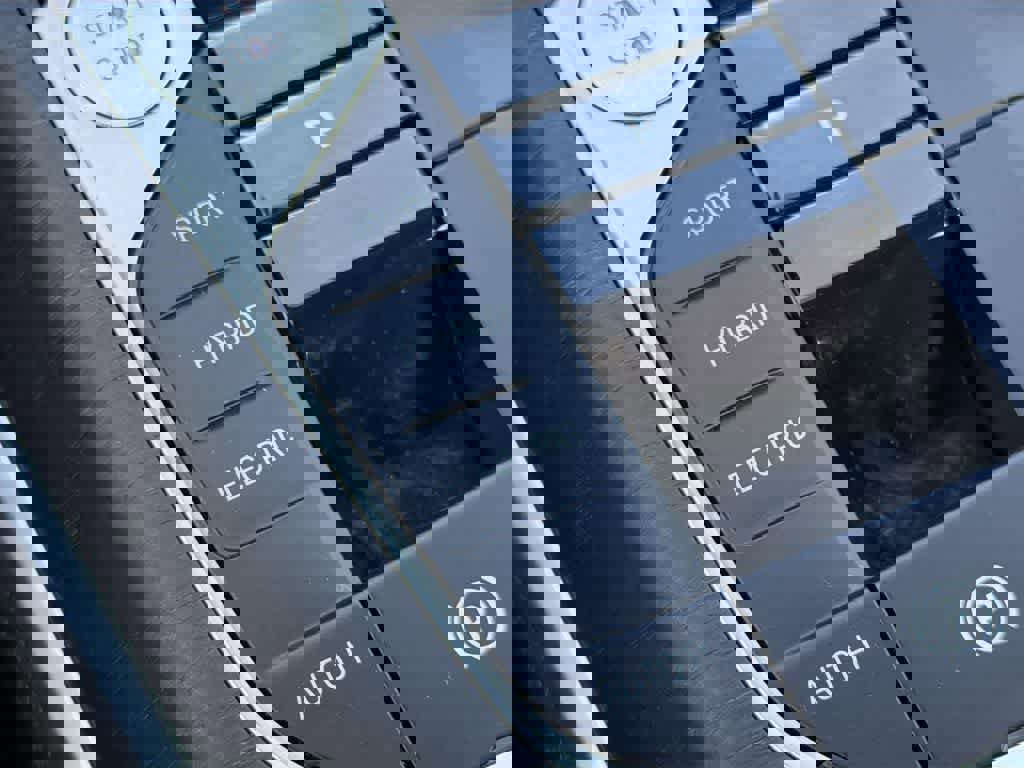 Used 2023 BMW 330e 330e image 22